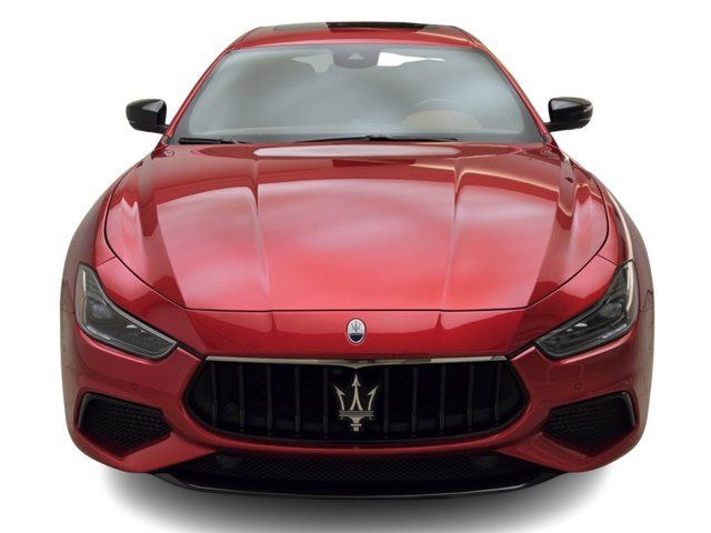 2022 Maserati Ghibli Modena Q4