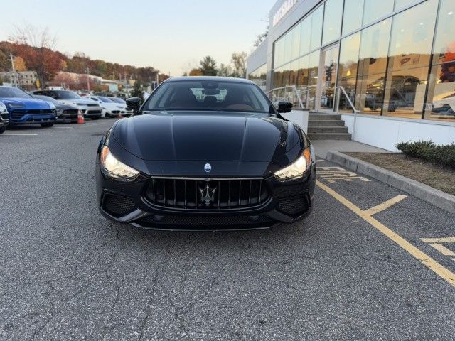 2022 Maserati Ghibli Modena Q4