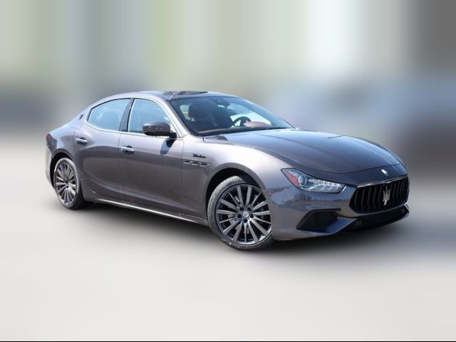 2022 Maserati Ghibli Modena Q4