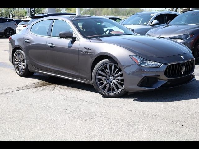 2022 Maserati Ghibli Modena Q4