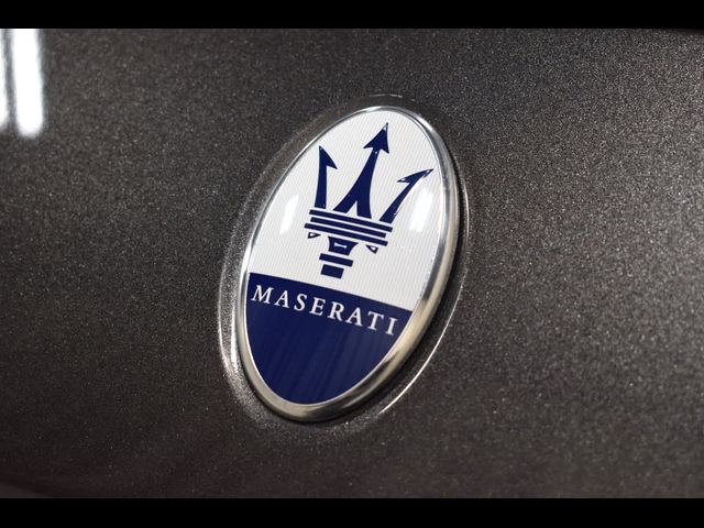 2022 Maserati Ghibli Modena Q4