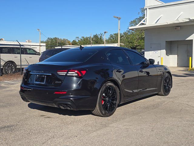 2022 Maserati Ghibli Modena Q4