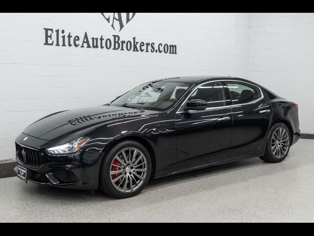 2022 Maserati Ghibli Modena Q4