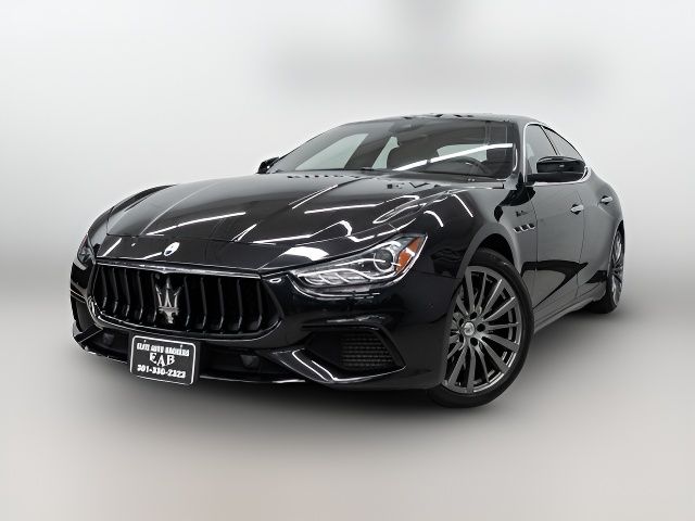 2022 Maserati Ghibli Modena Q4
