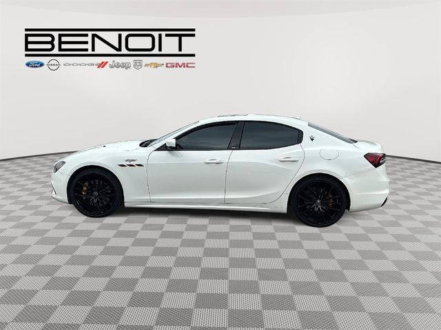 2022 Maserati Ghibli Trofeo