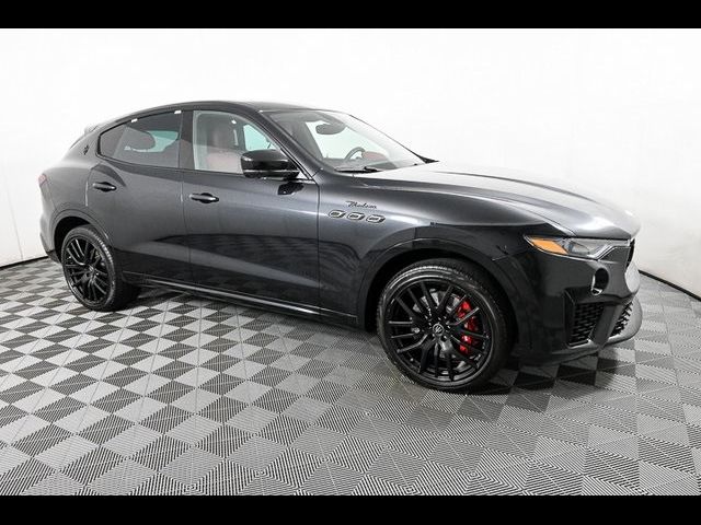 2022 Maserati Levante Modena