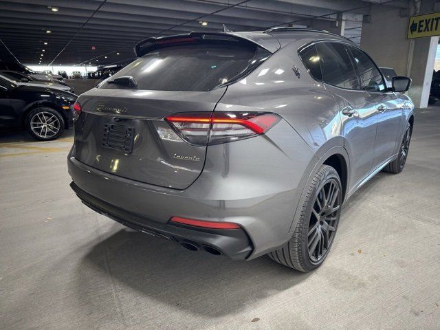 2022 Maserati Levante Modena