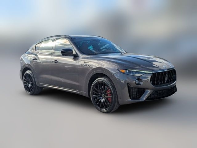 2022 Maserati Levante Modena