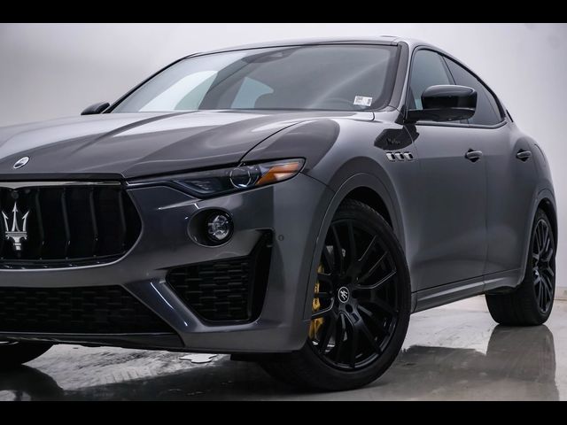 2022 Maserati Levante Modena