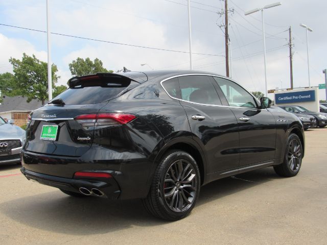 2022 Maserati Levante Modena