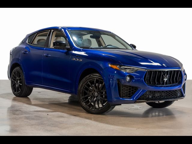 2022 Maserati Levante Modena