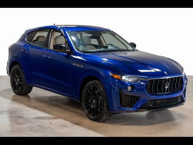 2022 Maserati Levante Modena