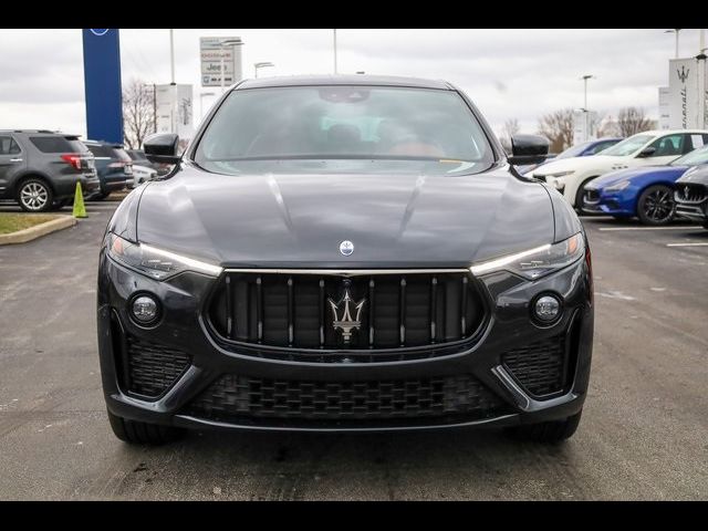 2022 Maserati Levante Modena