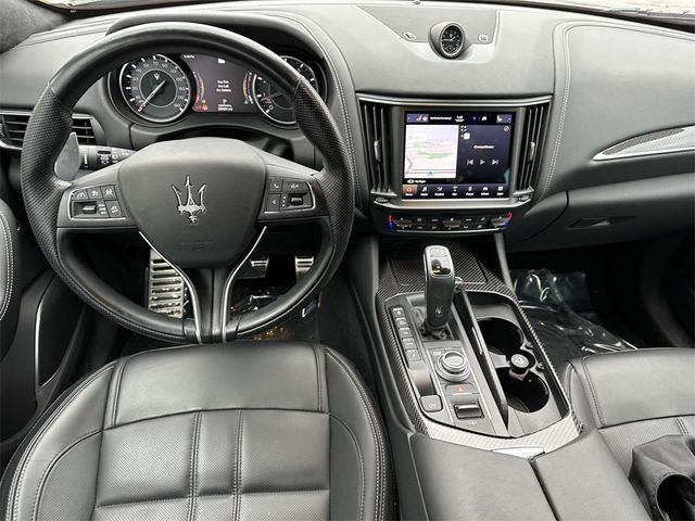 2022 Maserati Levante Modena