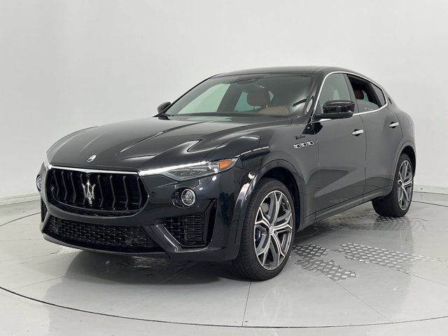 2022 Maserati Levante Modena