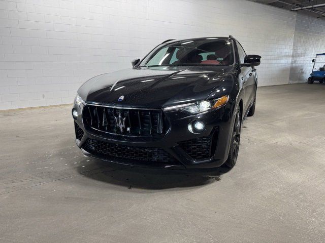 2022 Maserati Levante Modena