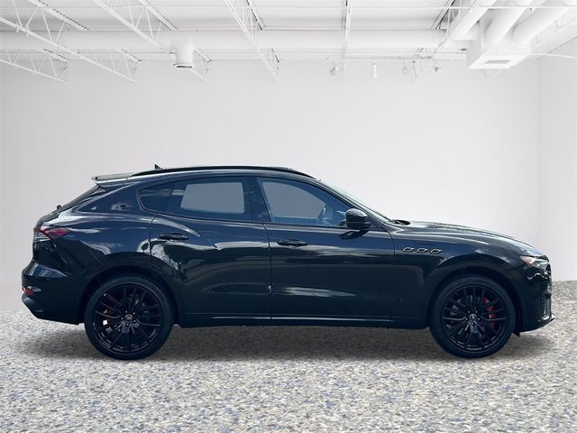 2022 Maserati Levante Modena