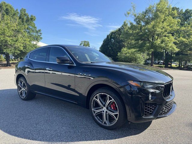 2022 Maserati Levante Modena