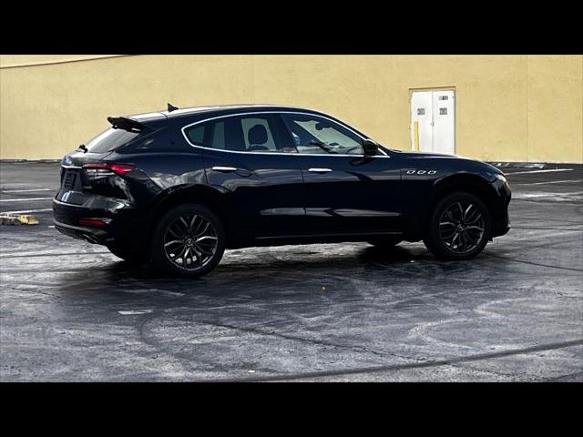 2022 Maserati Levante Modena