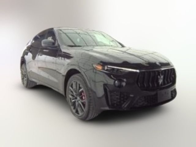 2022 Maserati Levante Modena