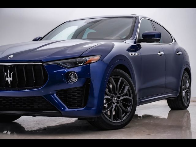 2022 Maserati Levante Modena