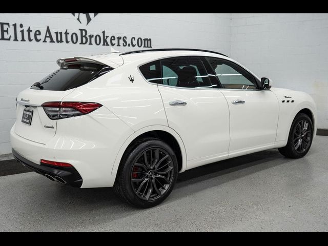2022 Maserati Levante Modena