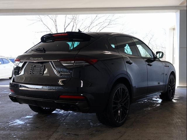 2022 Maserati Levante Trofeo