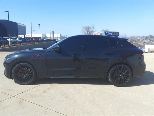 2022 Maserati Levante Trofeo