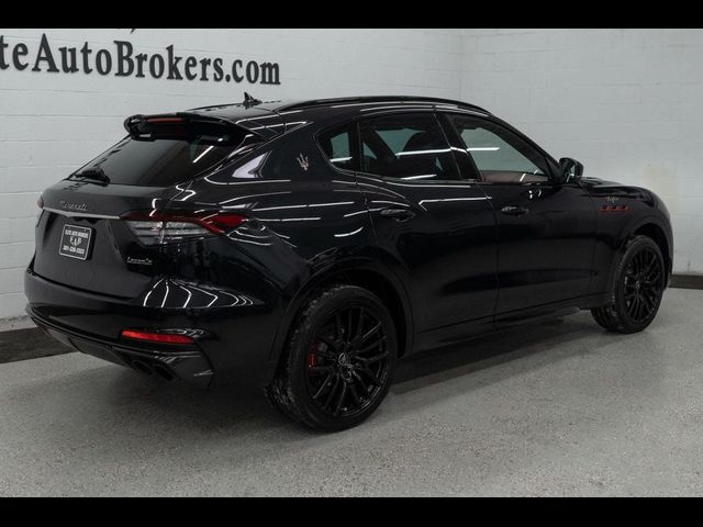 2022 Maserati Levante Trofeo