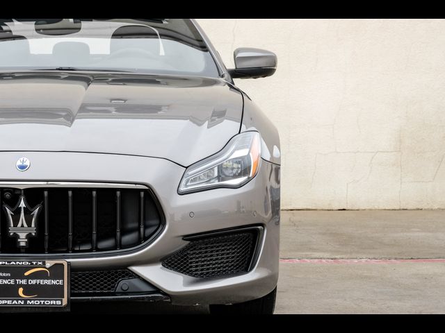 2022 Maserati Quattroporte Modena