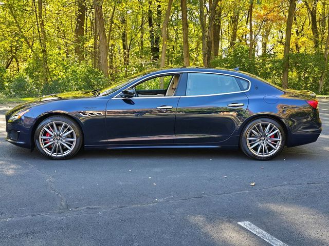 2022 Maserati Quattroporte Modena