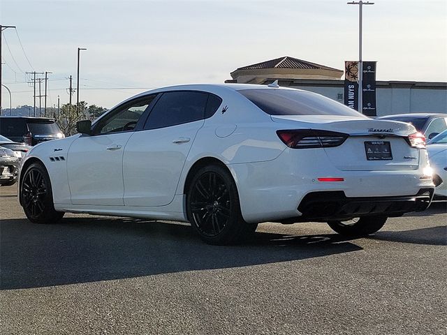 2022 Maserati Quattroporte Modena