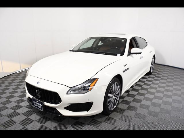 2022 Maserati Quattroporte Modena Q4