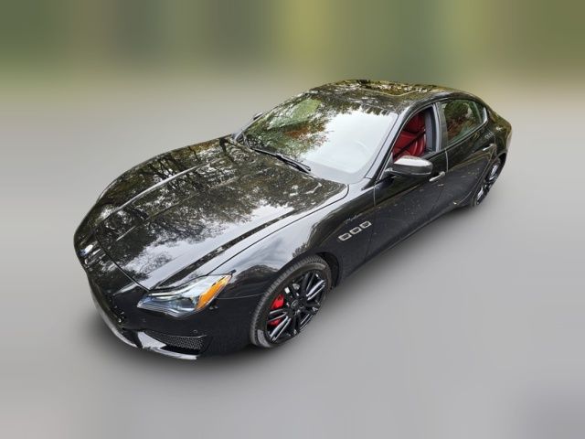 2022 Maserati Quattroporte Modena Q4