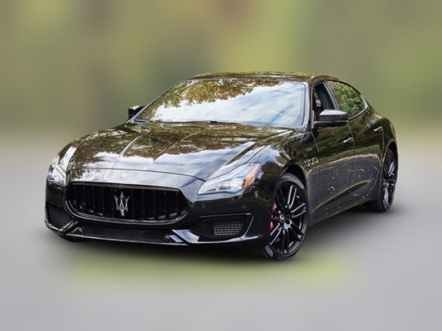 2022 Maserati Quattroporte Modena Q4