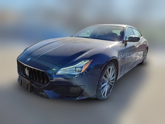 2022 Maserati Quattroporte Modena Q4