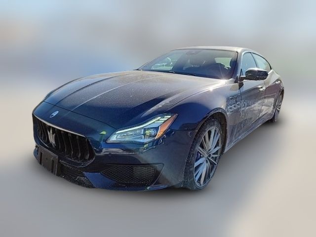 2022 Maserati Quattroporte Modena Q4