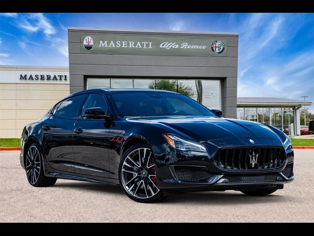 2022 Maserati Quattroporte Trofeo