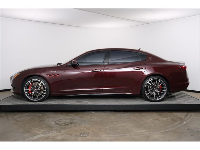 2022 Maserati Quattroporte Trofeo