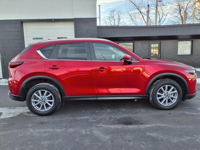 2022 Mazda CX-5 2.5 S Preferred Package