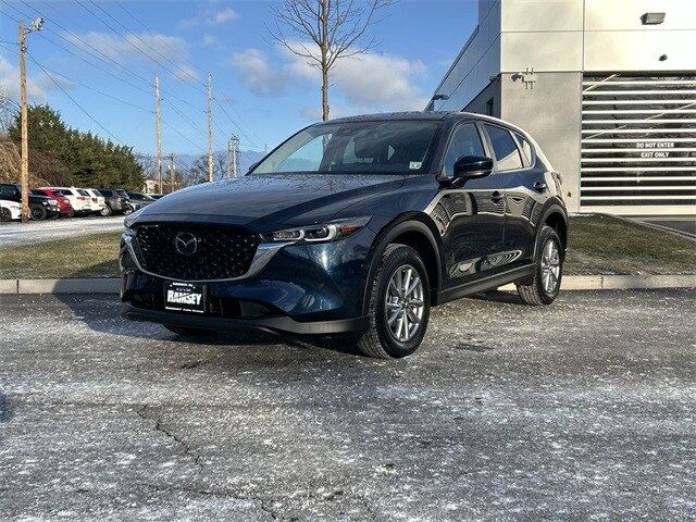 2022 Mazda CX-5 2.5 S Preferred Package