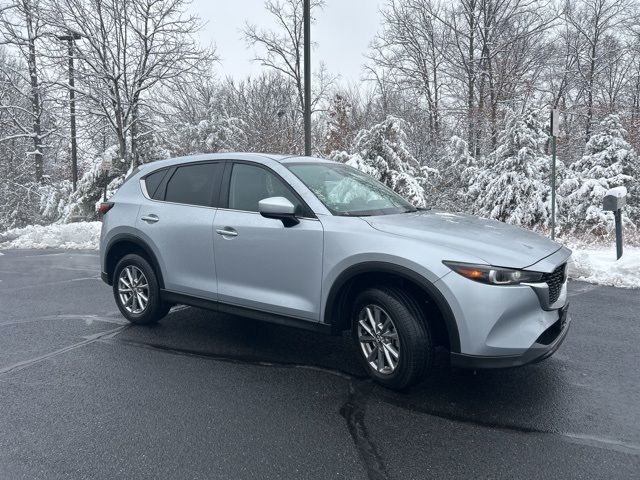 2022 Mazda CX-5 2.5 S Preferred Package