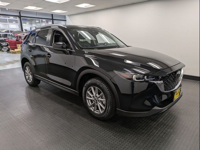 2022 Mazda CX-5 2.5 S Preferred Package