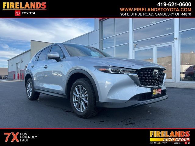 2022 Mazda CX-5 2.5 S Preferred Package