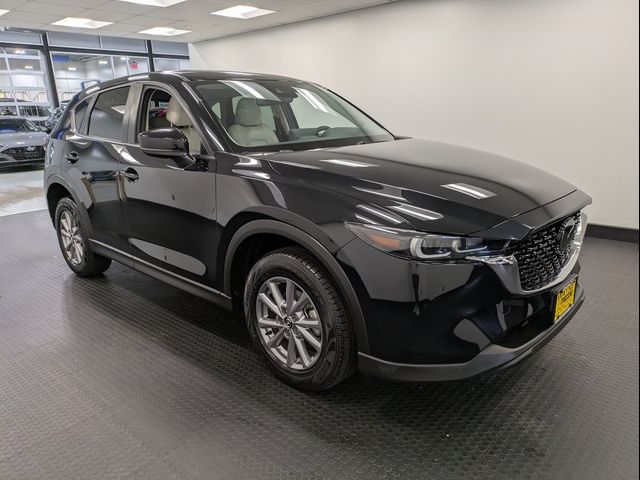 2022 Mazda CX-5 2.5 S Preferred Package