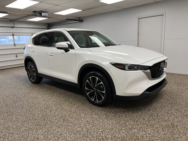 2022 Mazda CX-5 2.5 S Premium Package