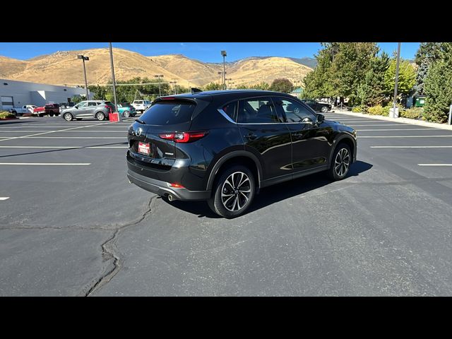 2022 Mazda CX-5 2.5 S Premium Package