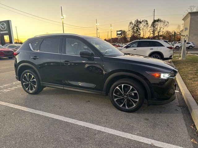 2022 Mazda CX-5 2.5 S Premium Package