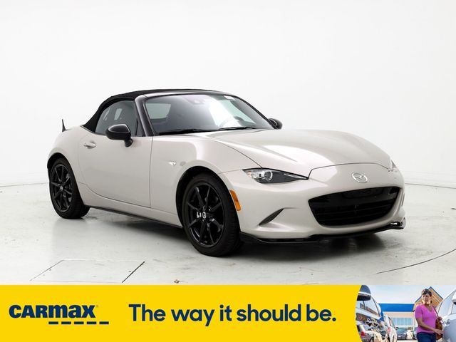 2022 Mazda MX-5 Miata Club