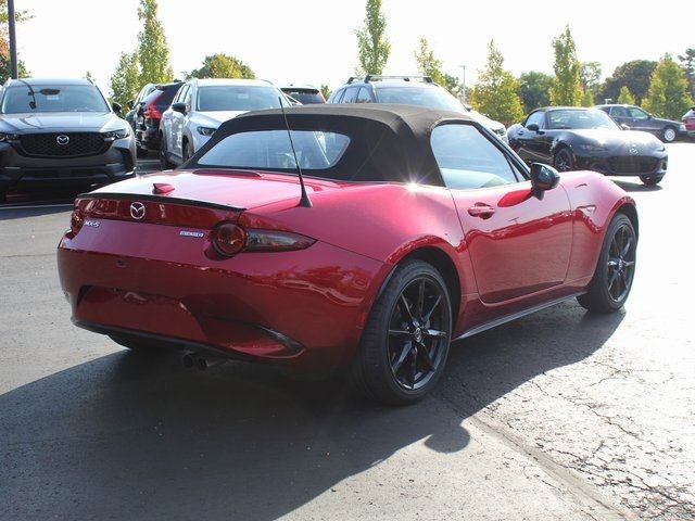 2022 Mazda MX-5 Miata Club